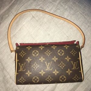 Louis Vuitton Purse